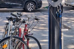 bike-repair-station-and-bikes